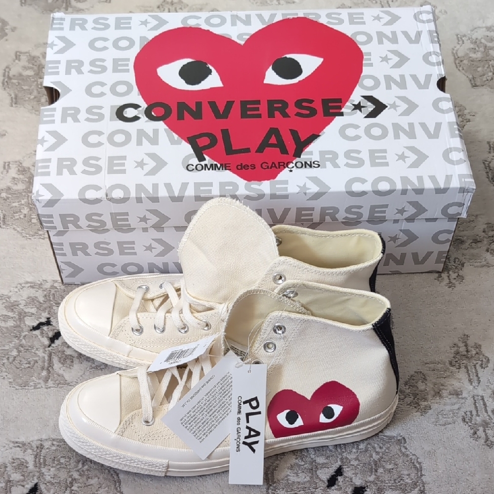 10M/12F: Converse Comme des Garçons Cream and Red High-Tops (Sz 10M/12W)…